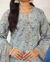 Mahnoor Khaddar – Dusty Blue Floral Printed 3PC Ready to Wear