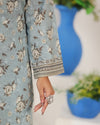 Mahnoor Khaddar – Dusty Blue Floral Printed 3PC Ready to Wear
