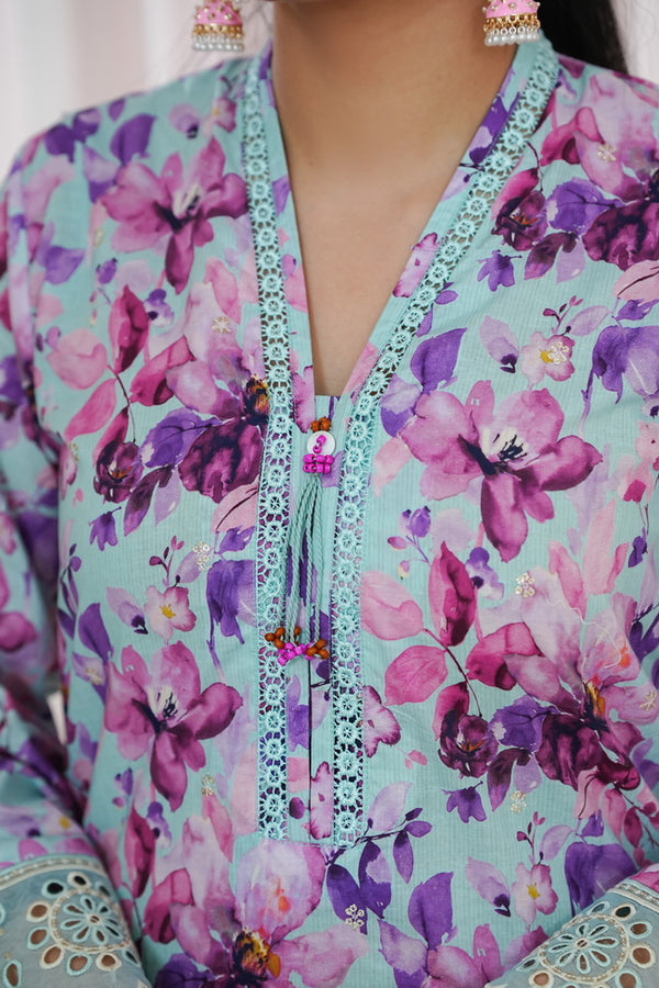 AIRA FESTIVE EMB D-01